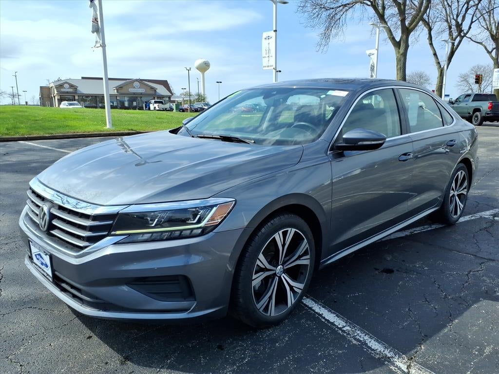 2022 Volkswagen Passat 2.0T SE