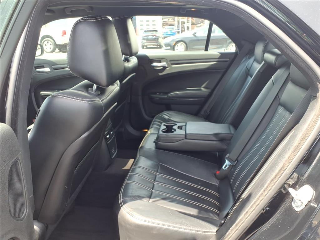 2016 Chrysler 300S 300S