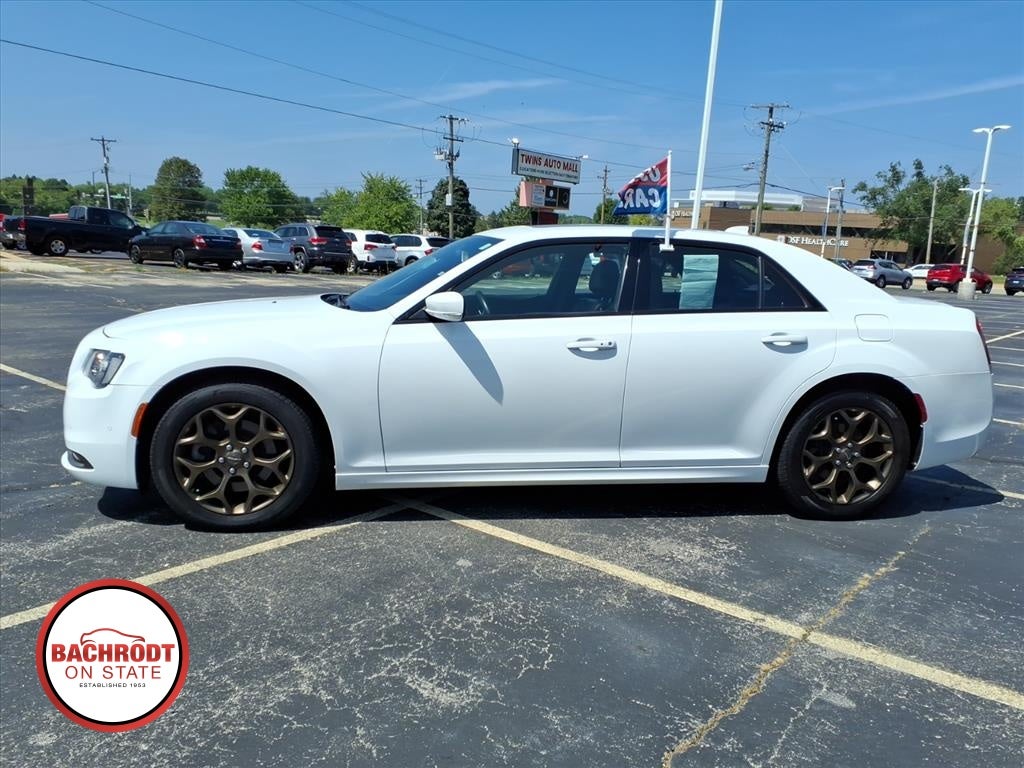 2016 Chrysler 300S 300S Alloy Edition