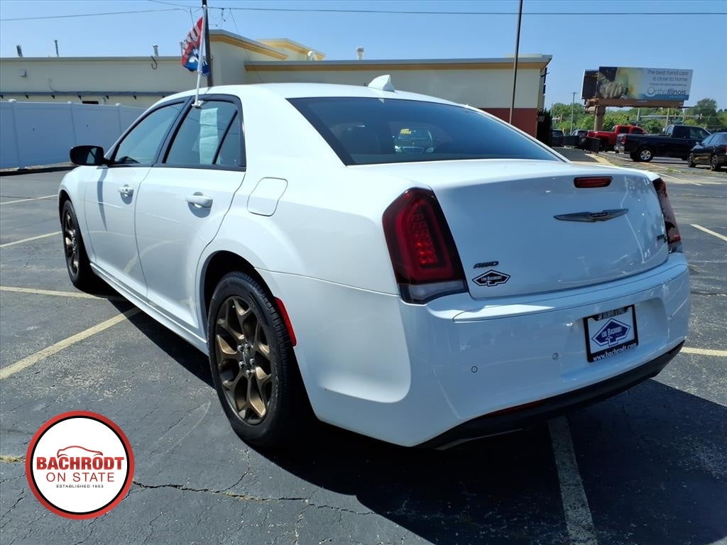 2016 Chrysler 300S 300S Alloy Edition