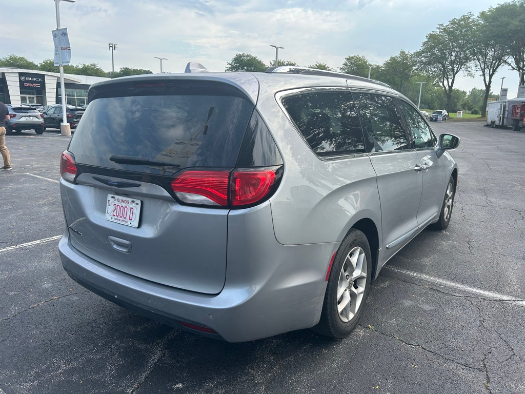 2018 Chrysler Pacifica Touring L Plus