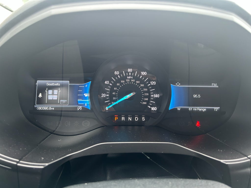 2022 Ford Edge SE