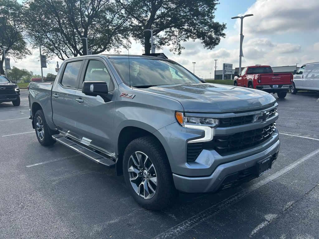 2024 Chevrolet Silverado RST