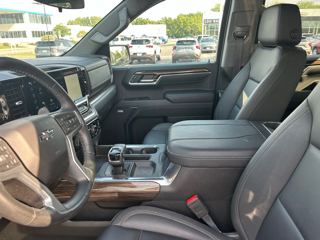 2024 Chevrolet Silverado RST