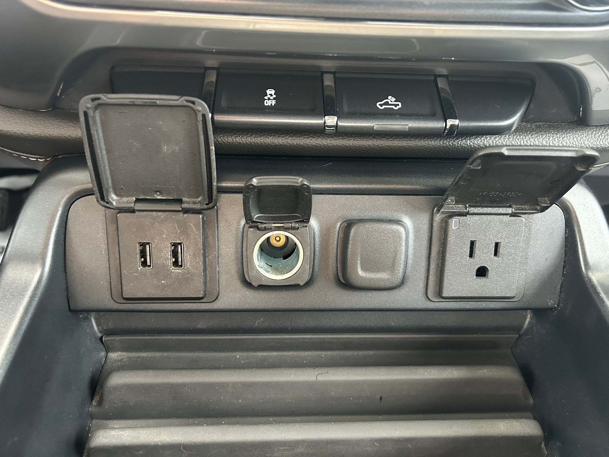 2017 Chevrolet Silverado LTZ