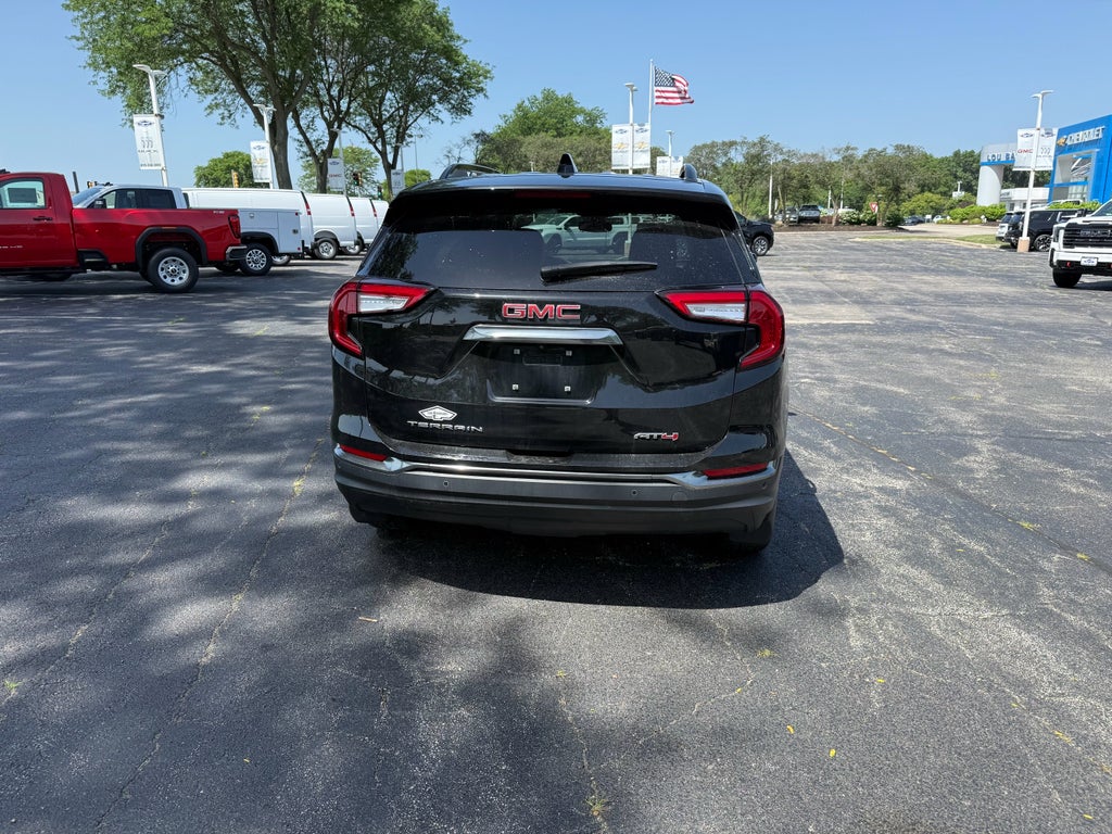 2024 GMC Terrain AT4