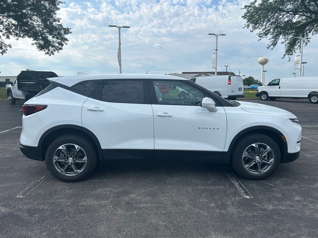 2025 Chevrolet Blazer LT