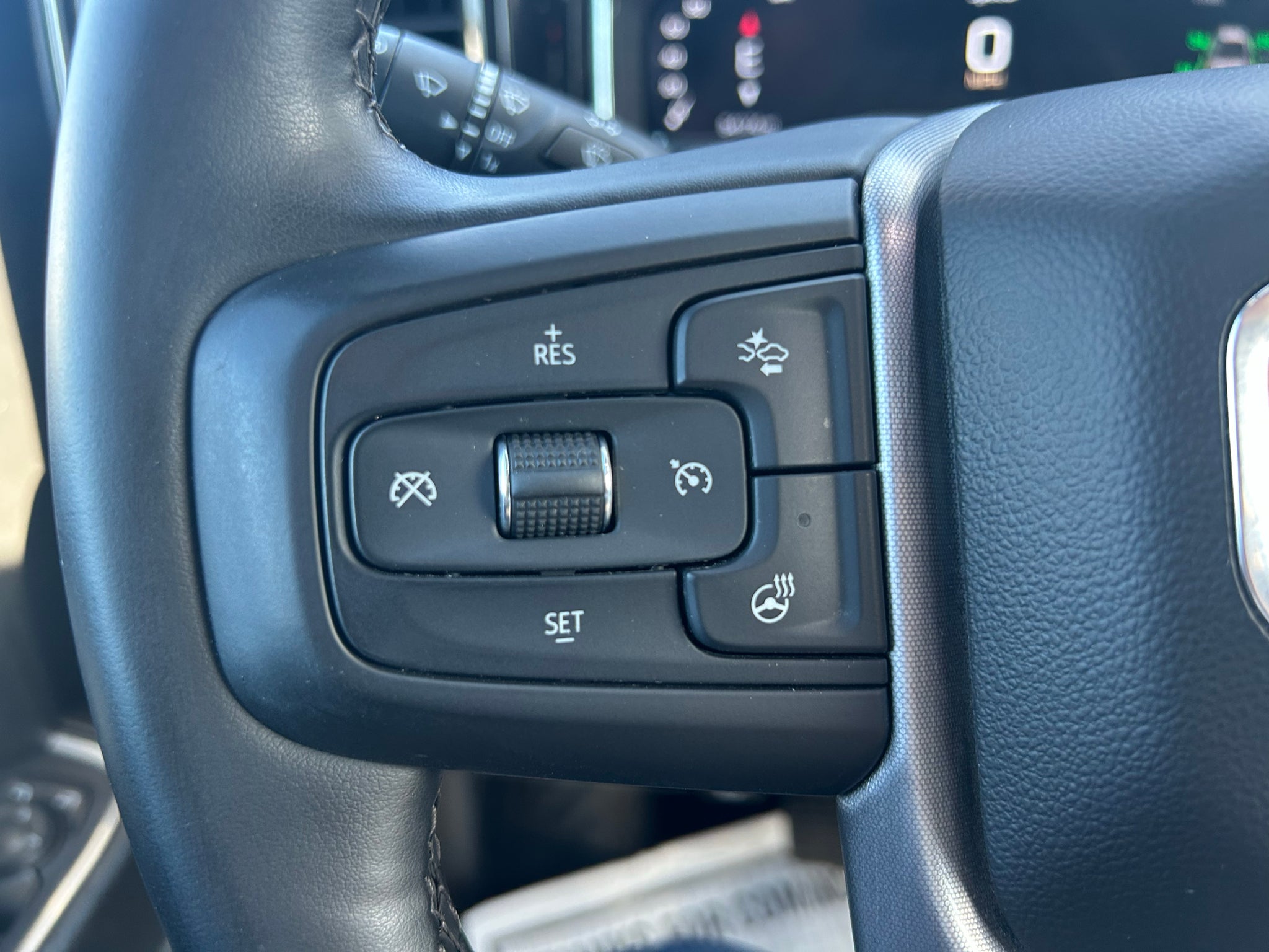 2024 GMC Sierra SLE