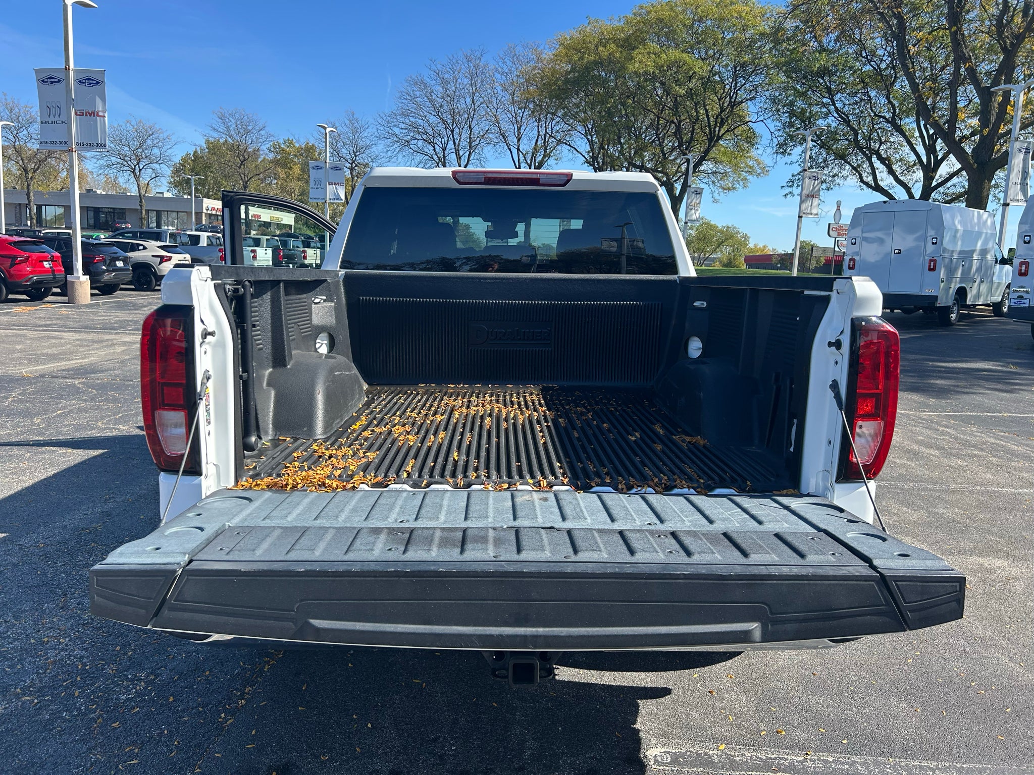 2024 GMC Sierra SLE