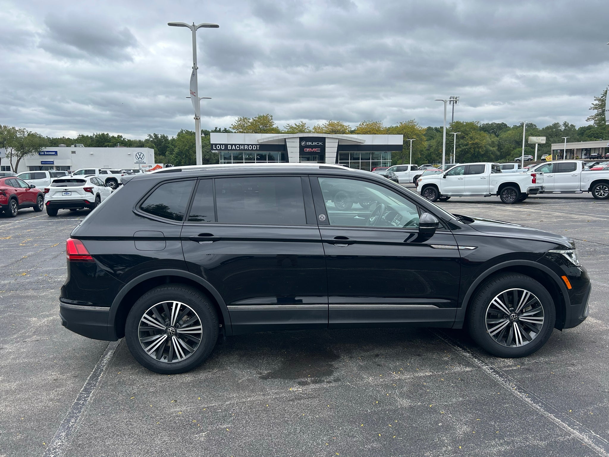 2024 Volkswagen Tiguan Wolfsburg Edition