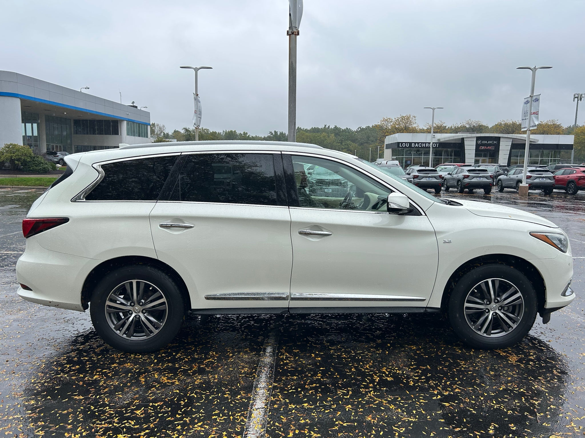 2018 INFINITI QX60 Base