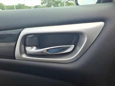 2020 Nissan Pathfinder S