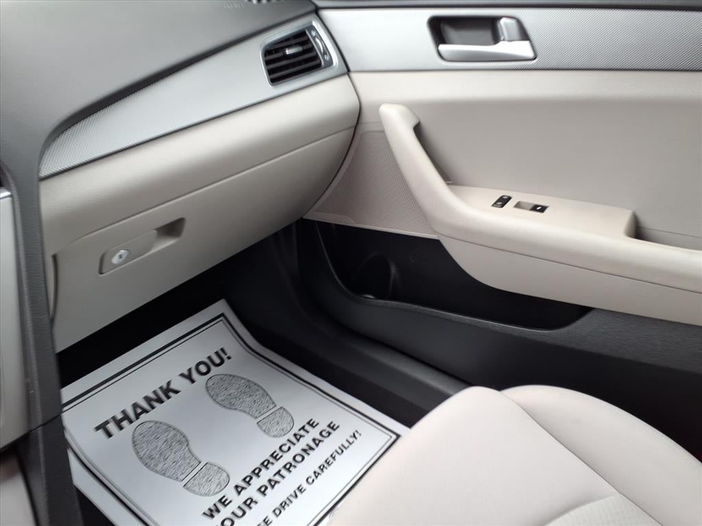 2016 Hyundai Sonata 2.4L SE