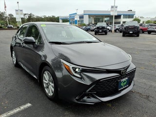 2025 Toyota Corolla Hatchback SE