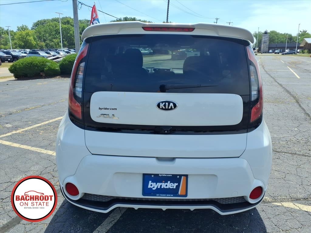 2016 Kia Soul +