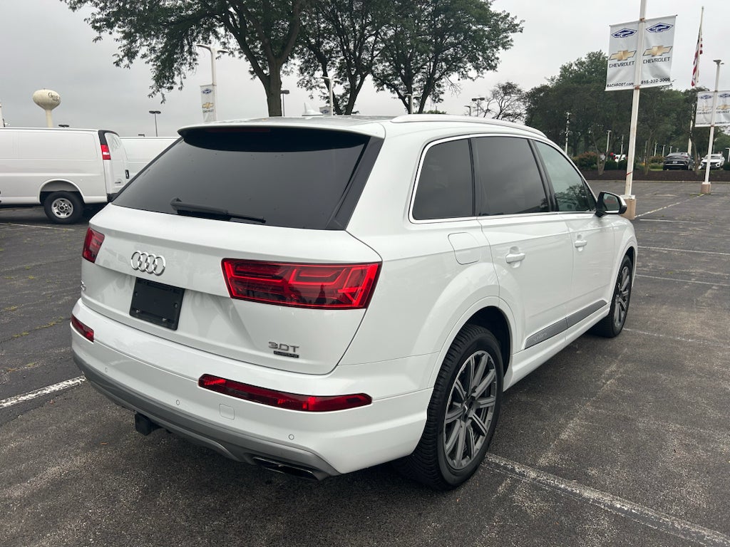 2018 Audi Q7 Premium Plus