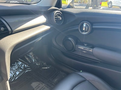 2015 MINI Hardtop Cooper (M6)