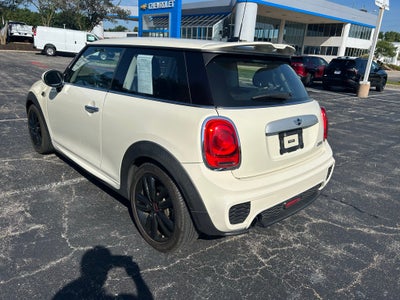 2015 MINI Hardtop Cooper (M6)