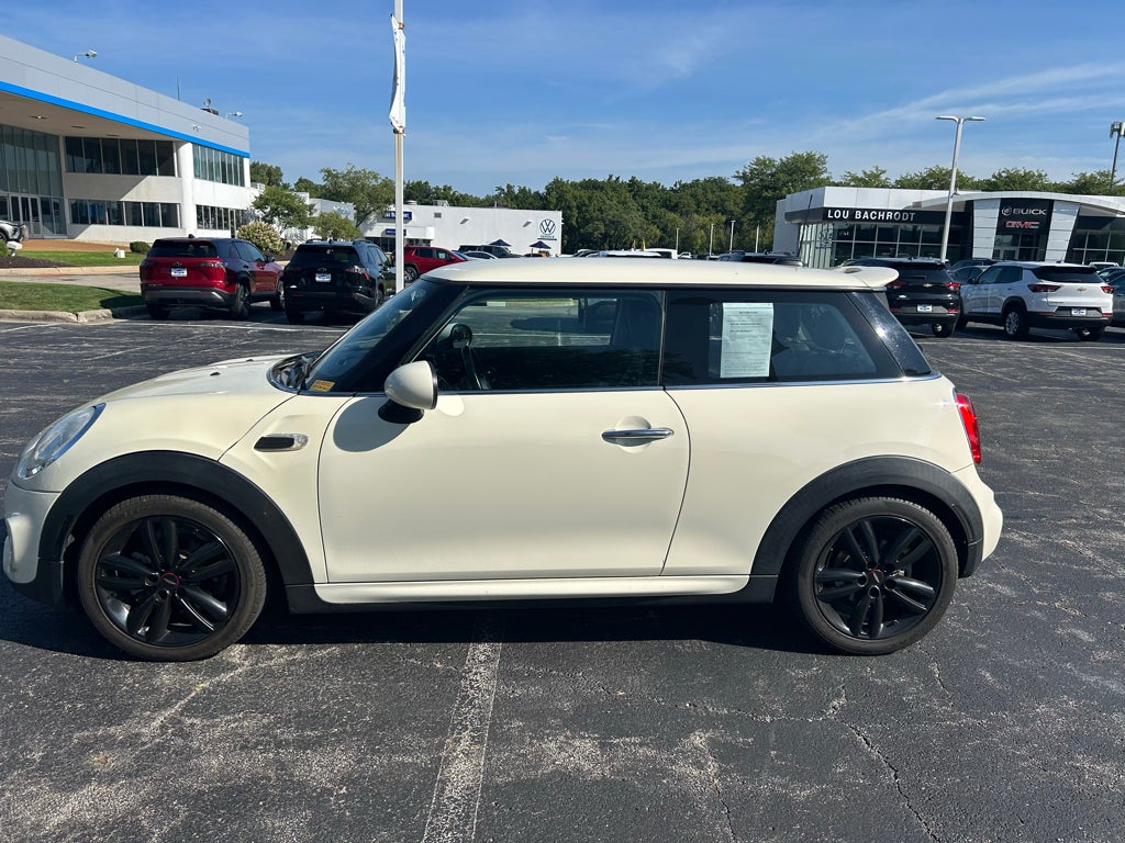 2015 MINI Hardtop Cooper (M6)