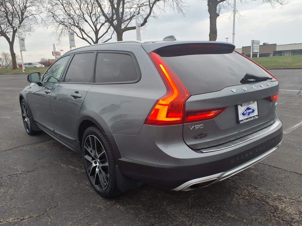 2018 Volvo V90 Cross Country T6