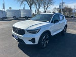 2024 Volvo XC40 Ultimate Dark Theme